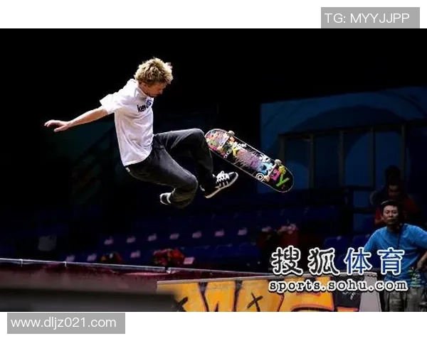 重庆滑板队在极限运动嘉年华中以99分高居积分榜首位